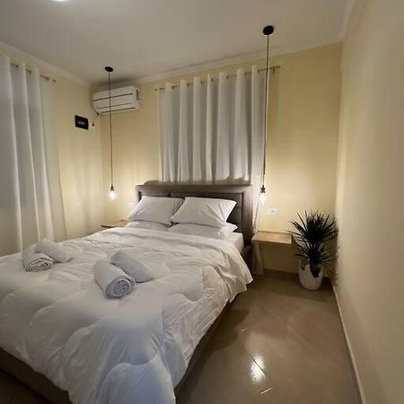 Villa Oleandro Тирана Екстериор снимка